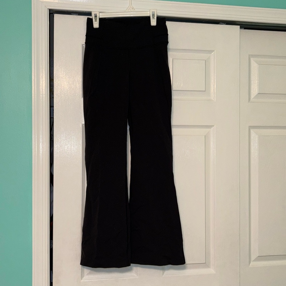 lululemon black flare pants sz 6